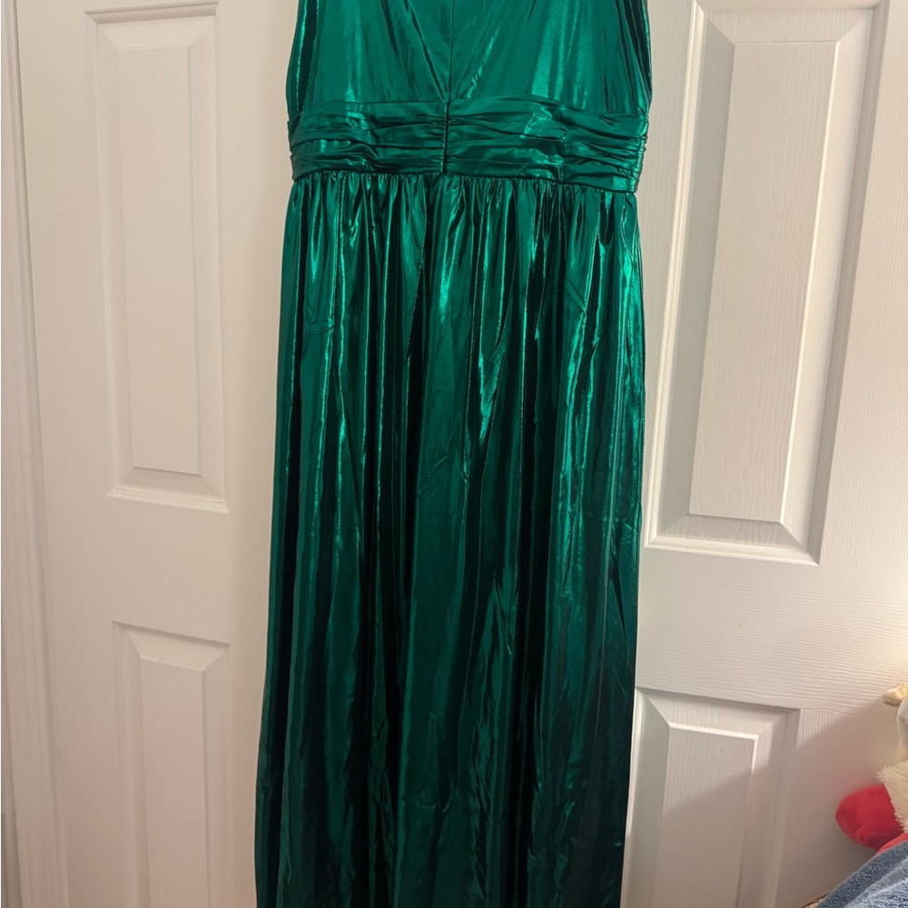 Ivy City Co Green Metalic V-Neck Dress - Picture 9 of 12